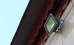 Прожекторы для наружного освещения - светодиодные варианты подсветки фасада 1